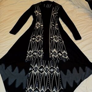 Chic Black and White Long Sleeve Dress